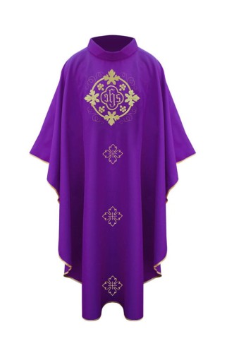 Ornat fioletowy z haftem złotym IHS - przód