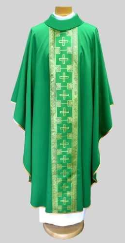 Ornat zielony z symetrycznymi krzyżami