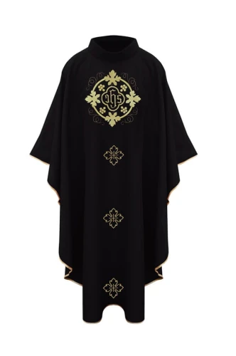 Czarny ornat z haftem eucharystycznym - przód 
